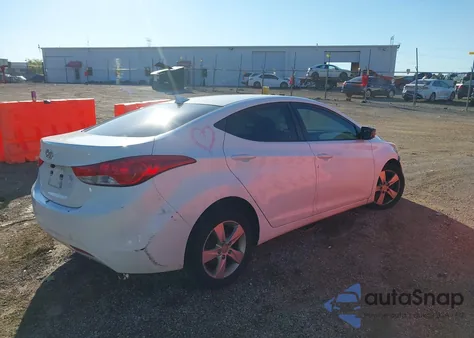 2013 Hyundai Elantra Gls из США, поврежденный, VIN 5NPDH4AE0DH372412